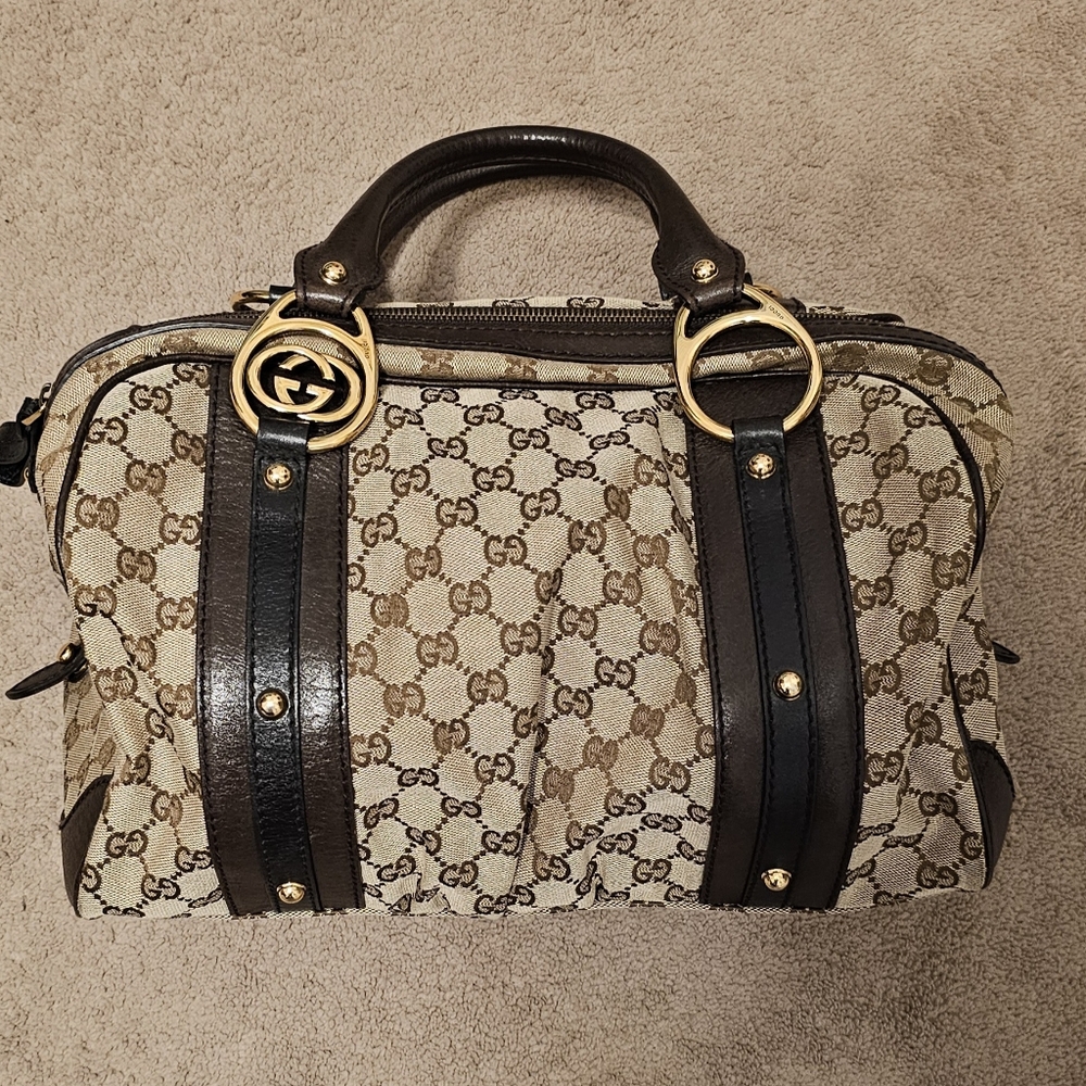 100% Authentic Gucci Interlocking G Boston Bag - GG